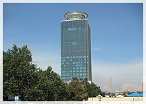 カナディアタワー